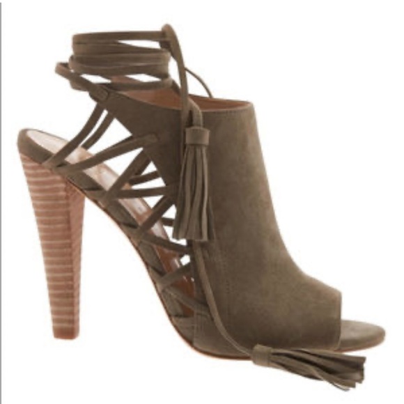 BANANA REPUBLIC SUEDE HEEL WITH ANKLE TIES - Picture 1 of 16